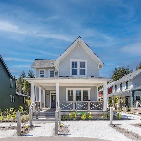 Happy Place By Seabrook Hospitality